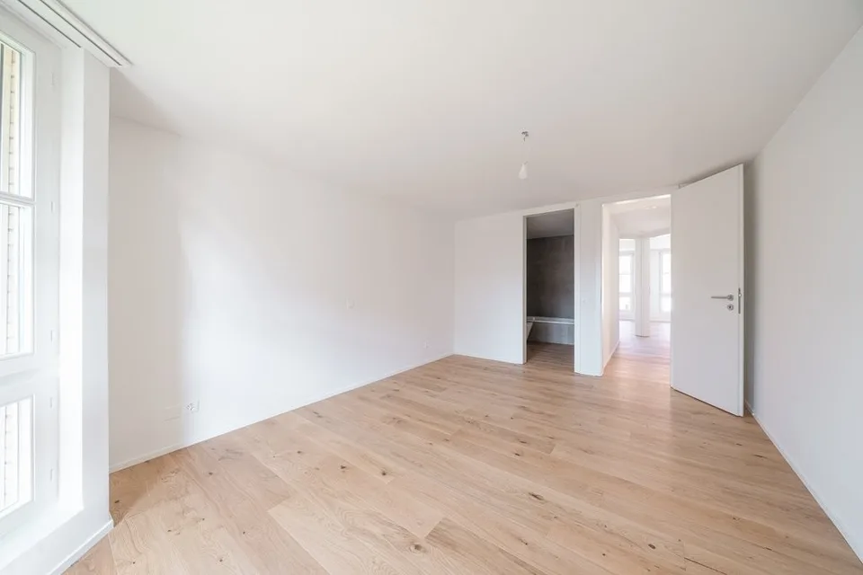 APPARTEMENT SPACIEUX ET LUMINEUX - FRAÎCHEMENT RÉNOVÉ