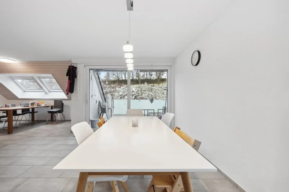 APPARTEMENT MODERNE 4.5 PIÈCES À STÜSSLINGEN