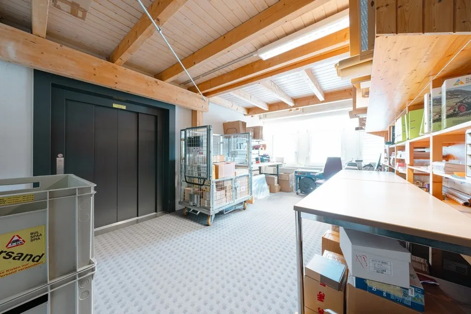 Attractive commercial space in a central location in Schöftland – photo 3 of 12
