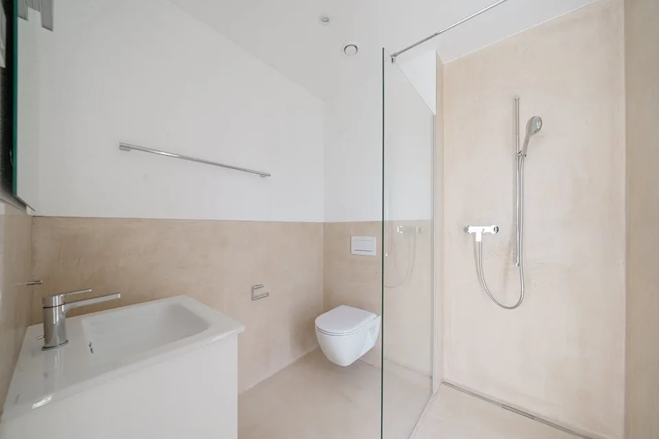 Modern apartment in a quiet location