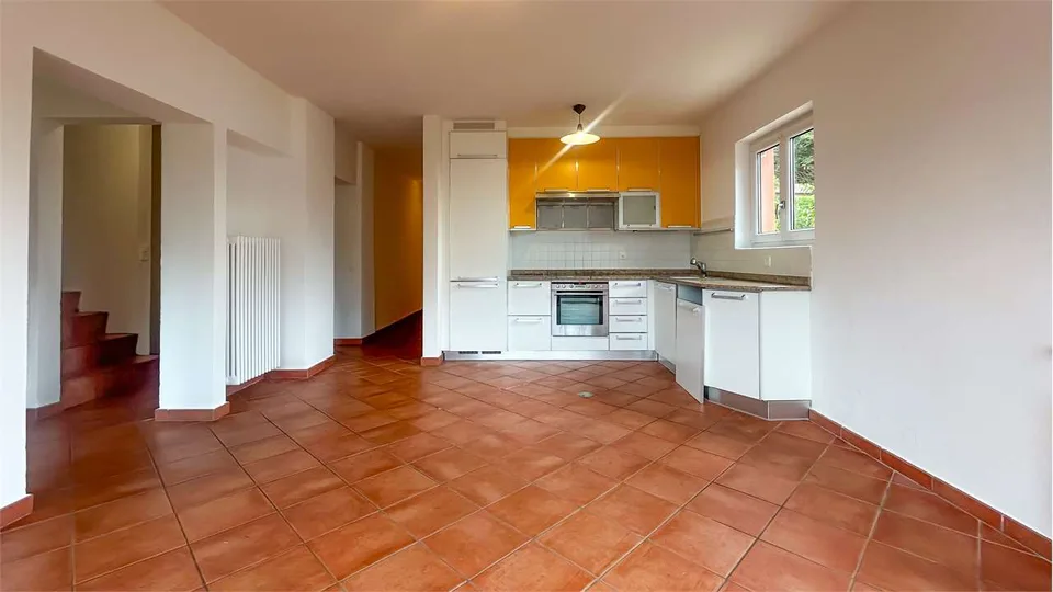 MELANO: MEHRFAMILIENHAUS MIT SEEBLICK – Foto 6 von 13