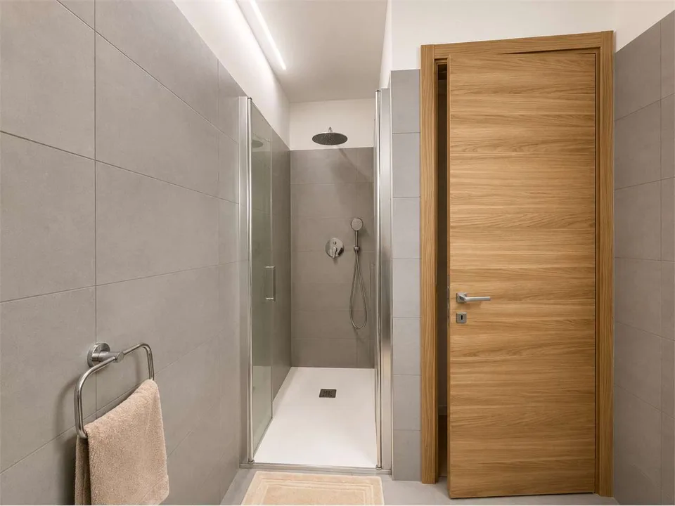 Cadempino: modernes 2.5-Zimmer-Wohnung mit Balkon und Parkplatz – Foto 7 von 7