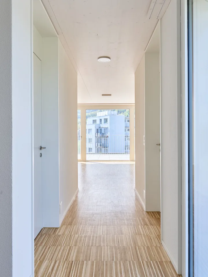 First rental! Attic apartment with spacious terraces in top location – photo 8 of 10