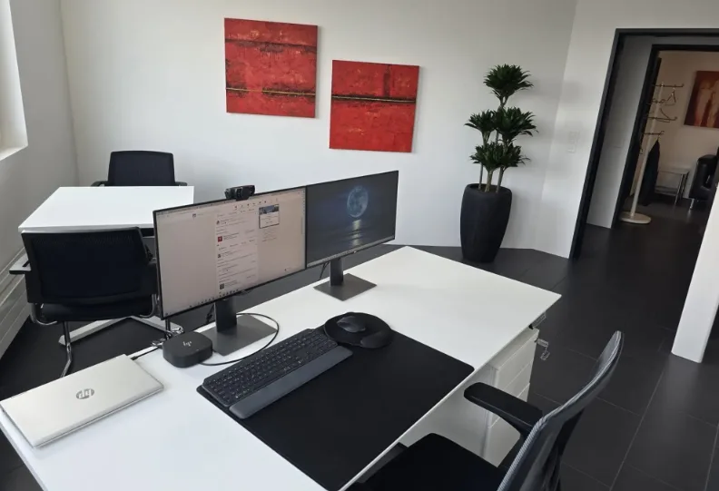 Schöne, modern ausgebaute Büroräumlichkeiten in Jonen AG – Foto 2 von 9