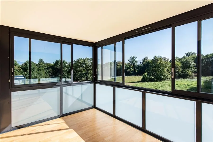 9 Zimmer Maisonette in Chambésy | UrbanHome