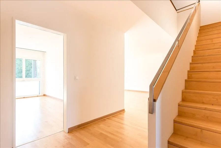 9 Zimmer Maisonette in Chambésy | UrbanHome