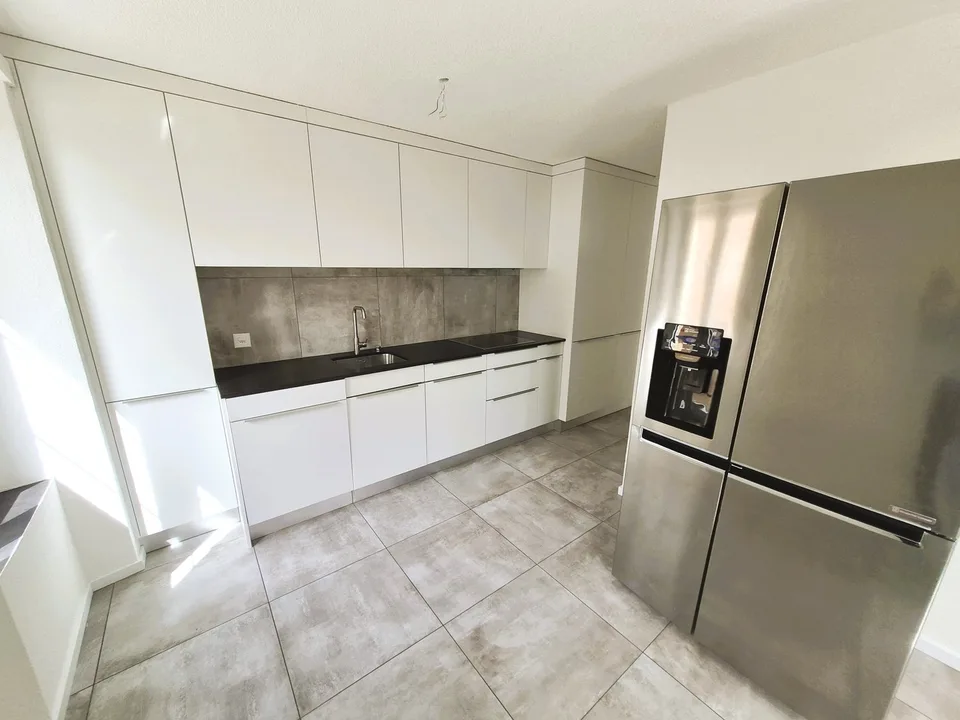 Schönes Apartment neu renoviert – Foto 2 von 10