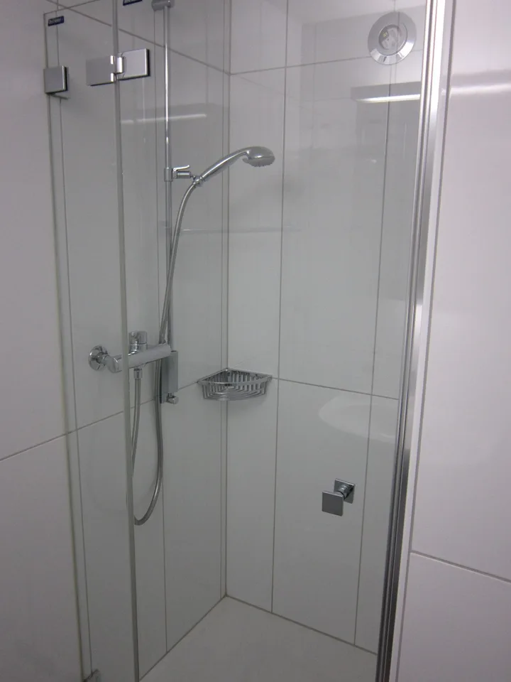 Helle und moderne 2-Zimmerwohnung im Zentrum von Kehrsatz!