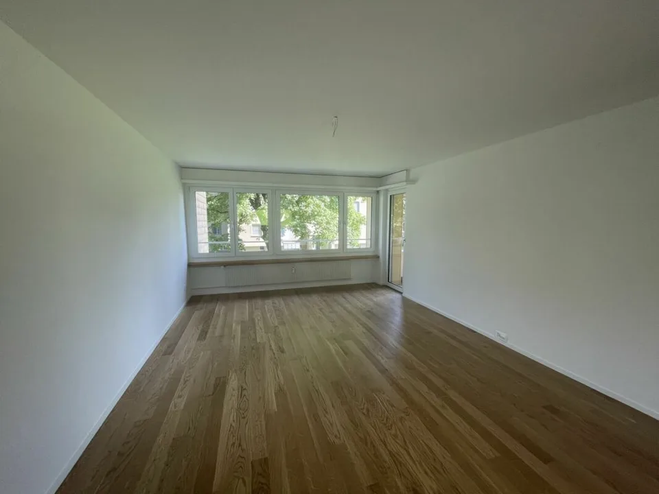 Schöne Wohnung mit wunderbarer Aussicht ins Grüne