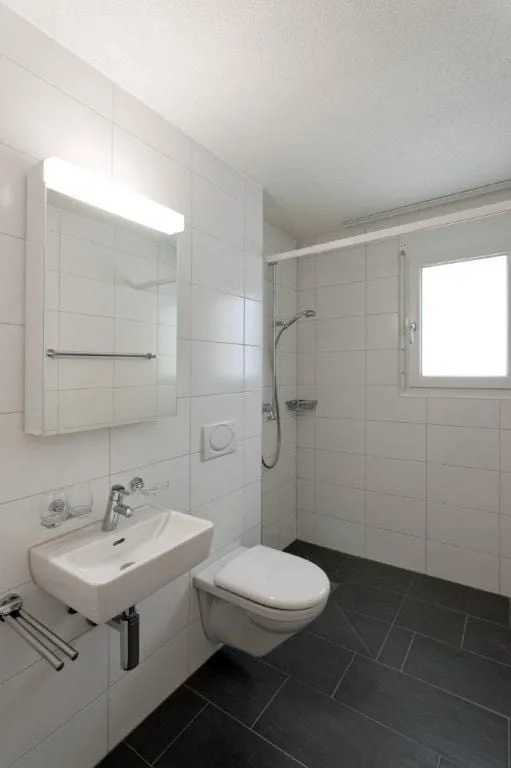 Helle 3.5-Zimmer-Wohnung mit grossem Garten & Top-Lage an der Emme – Foto 5 von 8