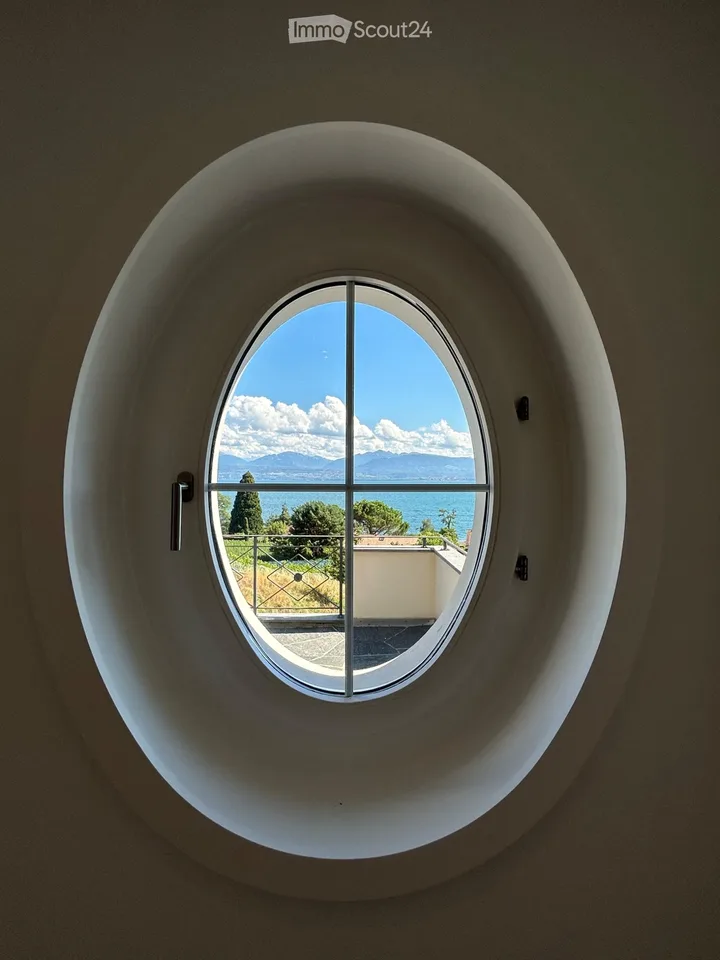 Schönes Apartment mit 2.5 Zimmern, Garten und atemberaubendem Blick