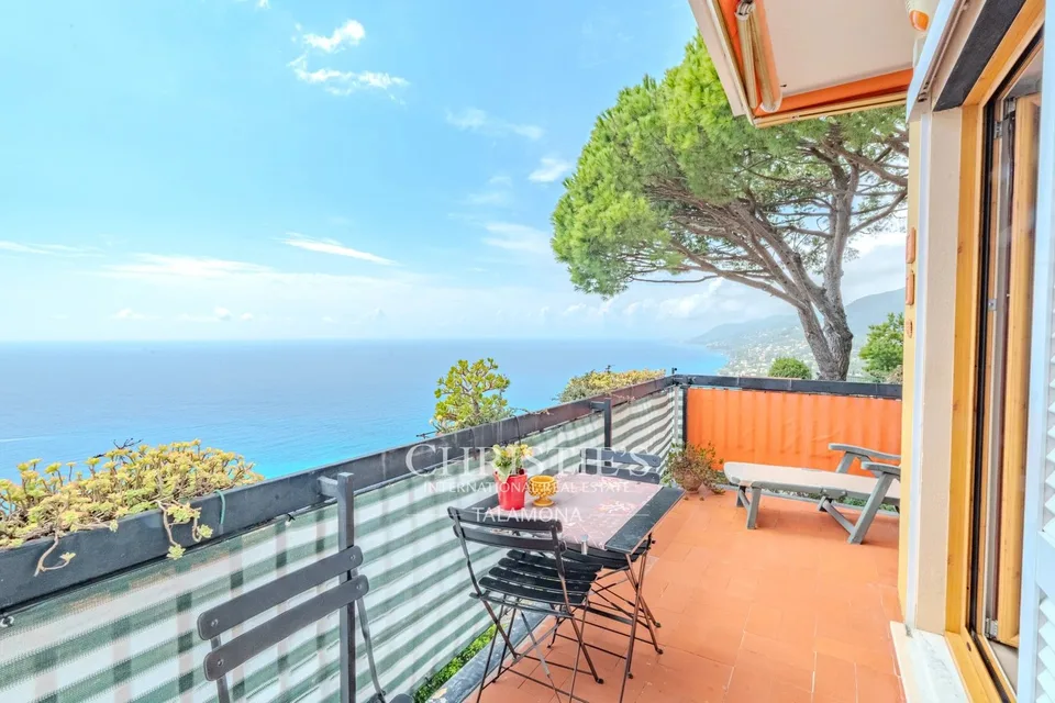Elegante Eigentumswohnung mit Meerblick in Camogli – Foto 4 von 12