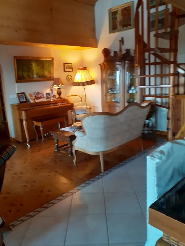 Casa dell'architetto di 10 locali + studio separato su grande terreno – foto 10 di 13