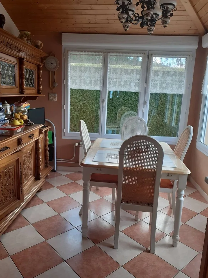 Casa dell'architetto di 10 locali + studio separato su grande terreno – foto 9 di 13