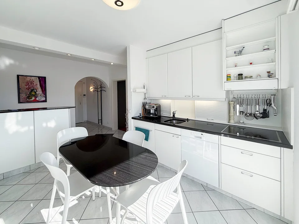 4.5 locali con vista aperta a Tenero - Terrasse und Weitsicht – Foto 8 von 20
