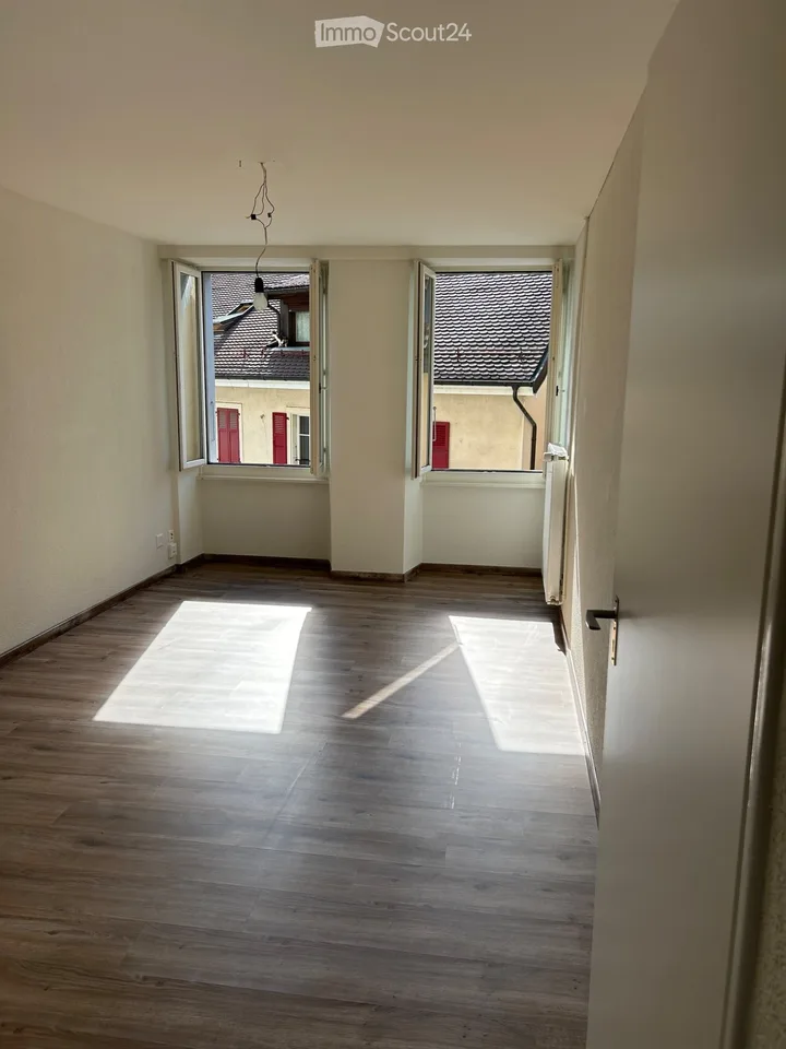 Chailly/Montreux zu vermieten 3 Zimmer renoviert – Foto 2 von 5