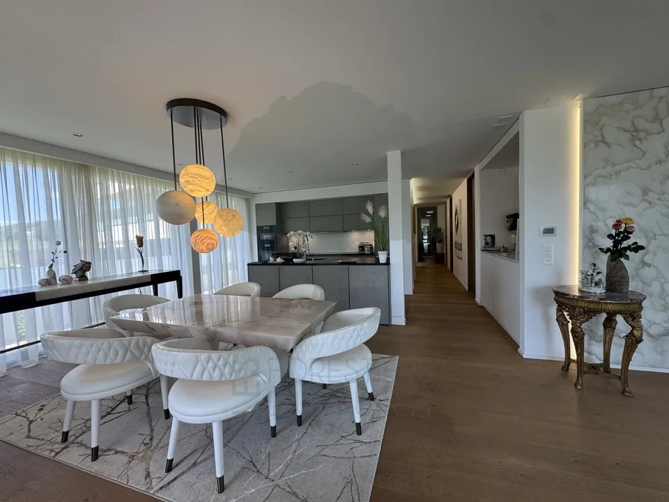 Superbo appartamento di 5.5 locali di 170 m² con terrazza di 62 m² – foto 11 di 13