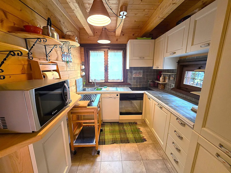 Schönes Doppelchalet mit Grundstück in der Nähe von San Bernardino – foto 16 di 30