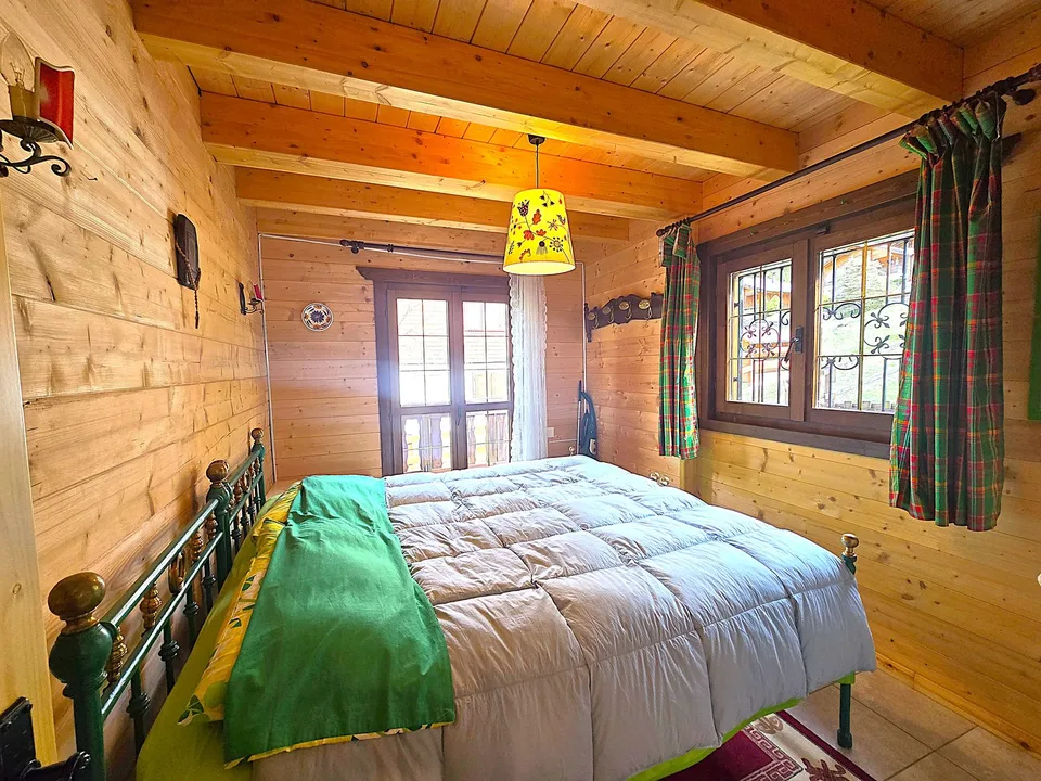 Schönes Doppelchalet mit Grundstück in der Nähe von San Bernardino – foto 19 di 30