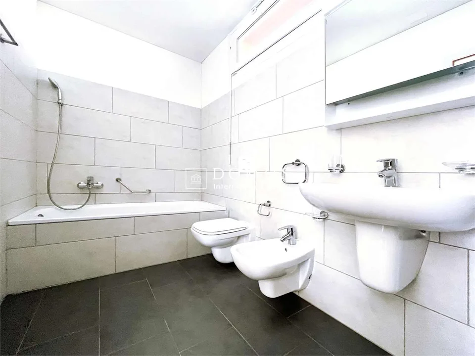 Appartement moderne et spacieux au rez-de-chaussée