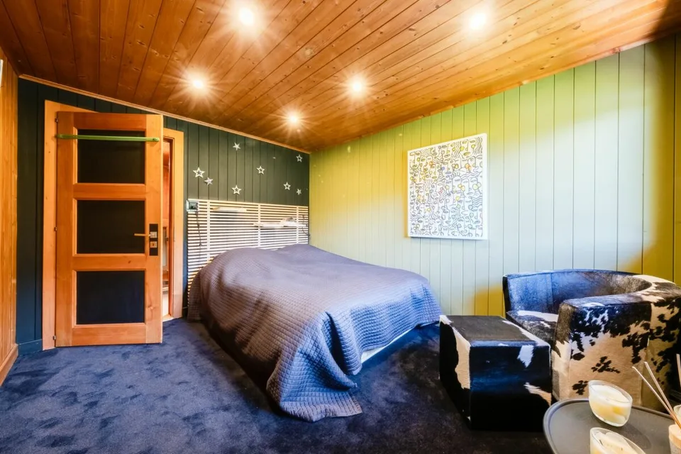 Einzelchalet mit 9 Zimmern, komplett renoviert im Jahr 2012 – Foto 13 von 29