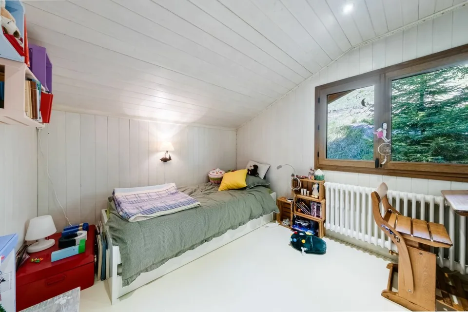 Einzelchalet mit 9 Zimmern, komplett renoviert im Jahr 2012 – Foto 15 von 29