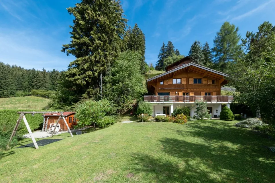 Einzelchalet mit 9 Zimmern, komplett renoviert im Jahr 2012 – Foto 25 von 29