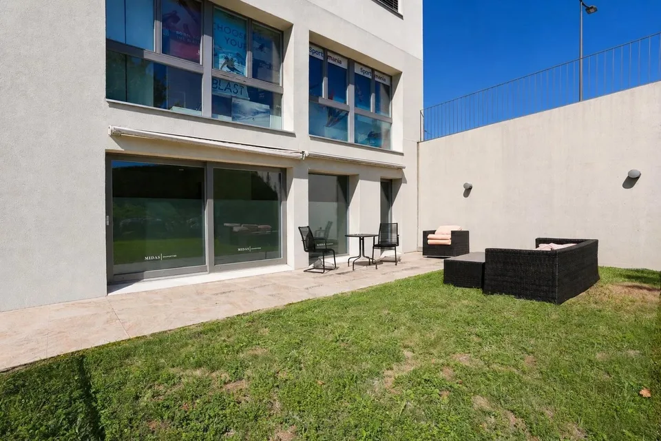 45 m² Bürofläche mit privatem Garten und Parkplatz, nahe am See – Foto 5 von 5