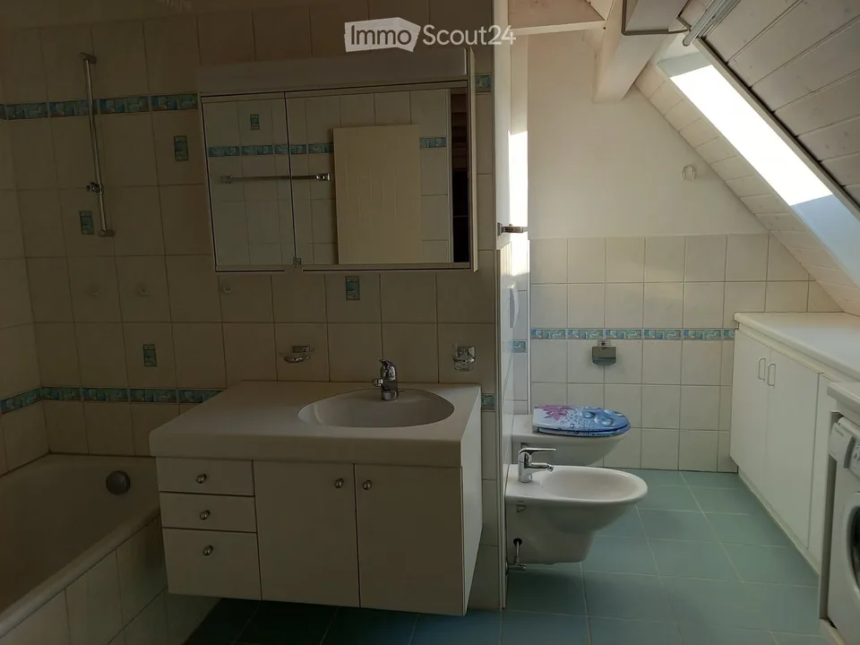 Spacious attic maisonette apartment with balcony (36 m2)