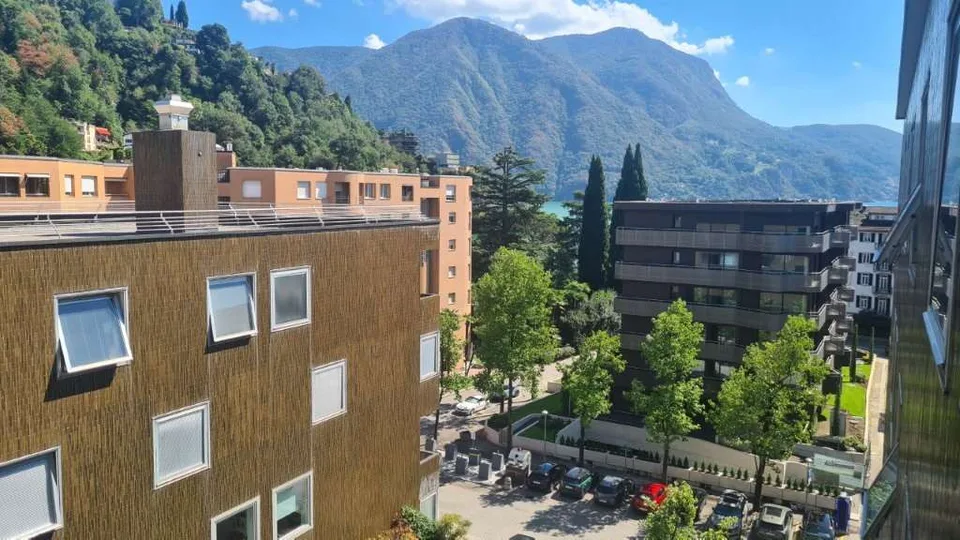 Lugano Cassarate: 3.5 Zimmer renoviert in der Lungolago-Zone – Foto 14 von 20