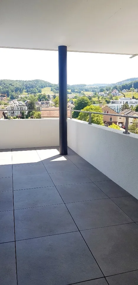 MODERNES WOHNEN IM TURM DIREKT AN DER LÜSSEL