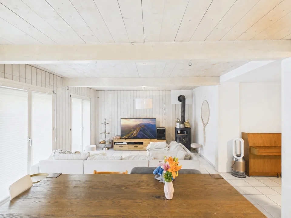Maison située au calme près de la Töss avec une offre d'espace généreuse. – photo 2 sur 9