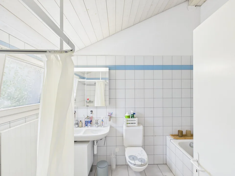 Maison située au calme près de la Töss avec une offre d'espace généreuse. – photo 4 sur 9