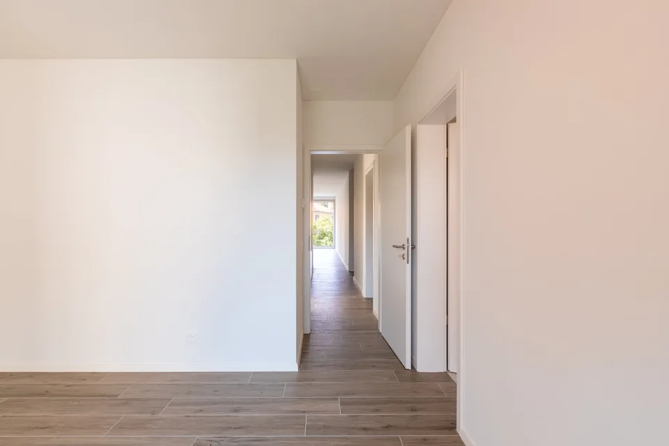 Appartement élégant de 3 pièces avec balcon à Lugano – photo 7 sur 7