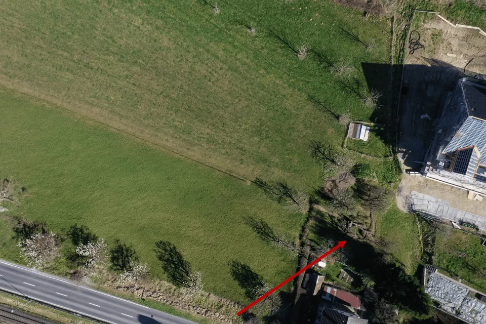 Parcelle de construction de rêve attenante à la zone agricole – situation parfaite pour votre maison – photo 3 sur 3