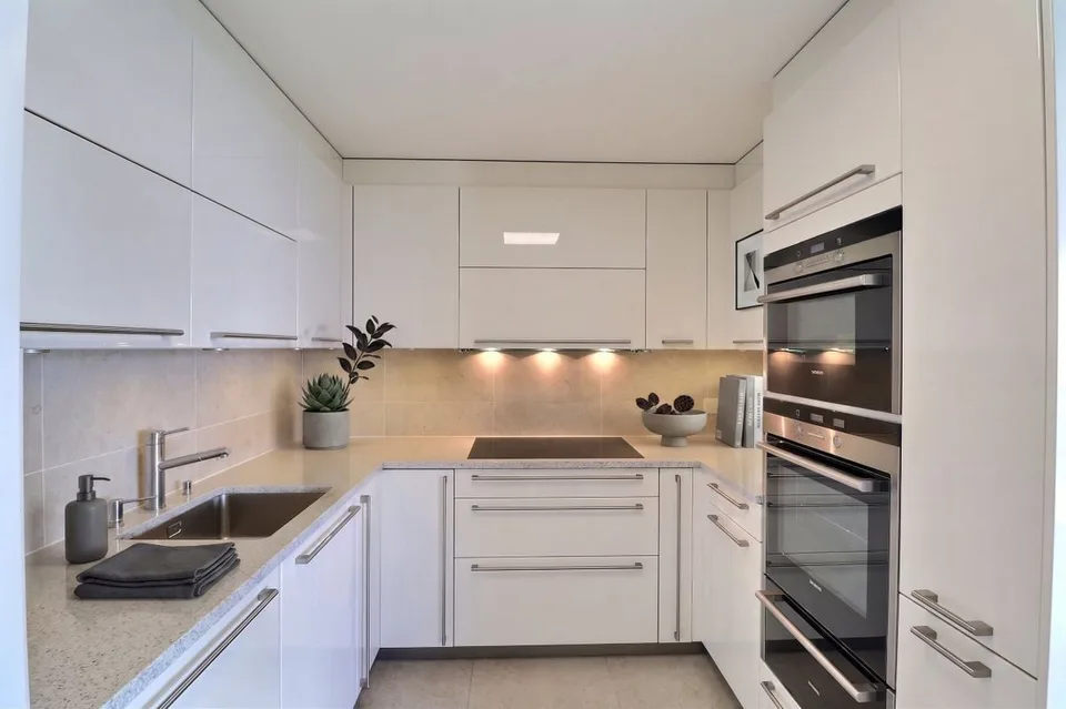 Wohnung mit 5,5 Zimmern und grandiosem Blick in sehr gutem Zustand – Foto 21 von 26
