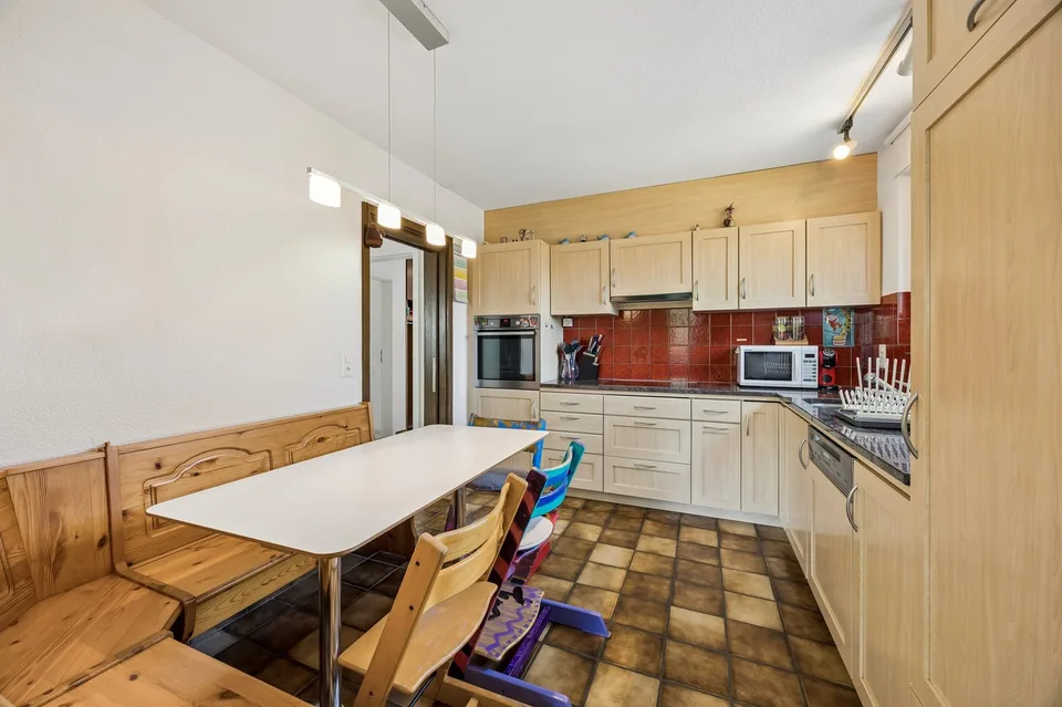 Freistehendes EFH mit 6.5 Zimmer und viel Umschwung – Foto 13 von 13