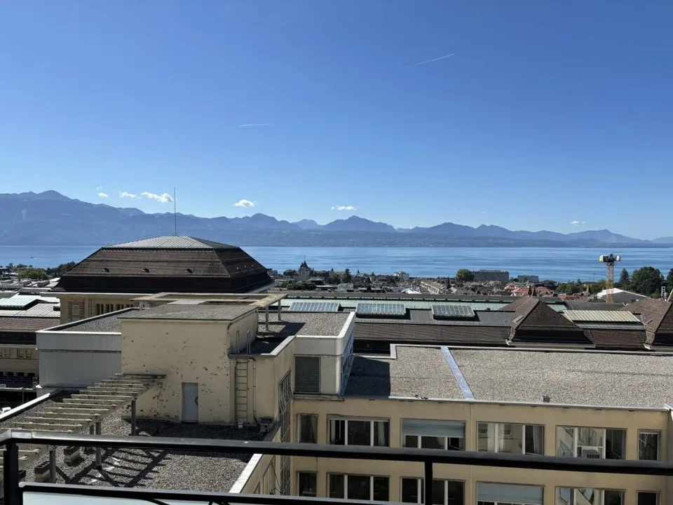 Büro von 116 m2 mit Seeblick, zwei Schritte vom Bahnhof entfernt – Foto 4 von 5