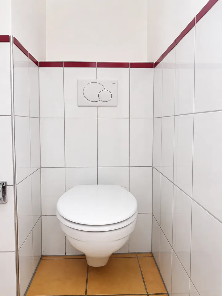 Attractive commercial space in Horgen – ideal for office, coaching, consulting or quiet business – photo 6 of 7