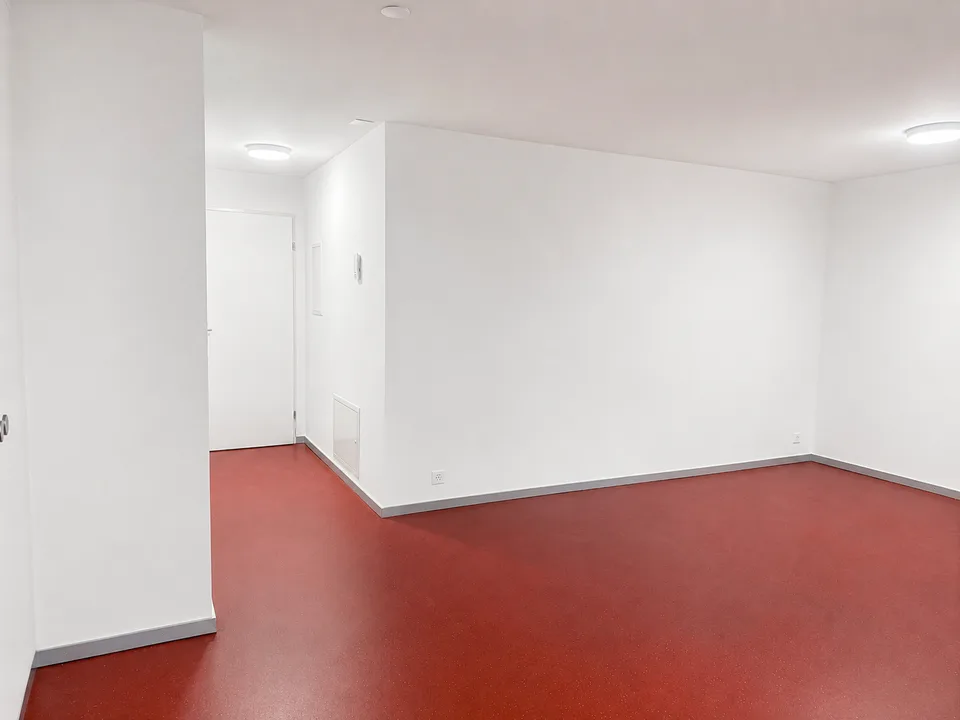 Attractive commercial space in Horgen – ideal for office, coaching, consulting or quiet business – photo 4 of 7