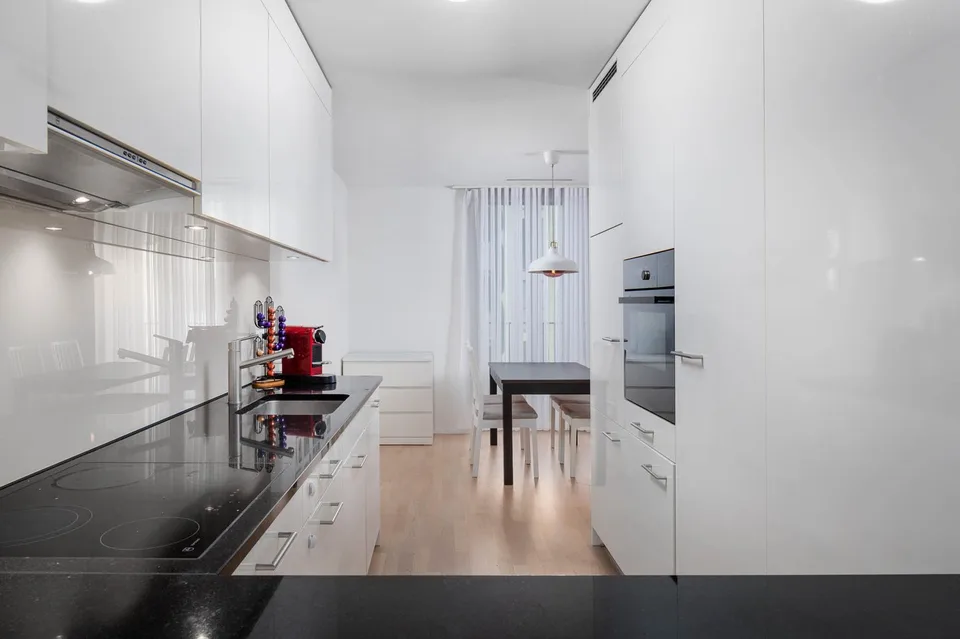 Ampio appartamento di 3,5 locali in una buona e child-friendly posizione a Sursee – foto 6 di 14