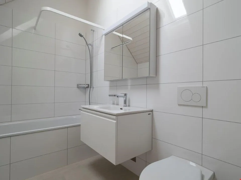 3.5 Zimmerwohnung mit 120 m2 Balkon Richtung Süden
