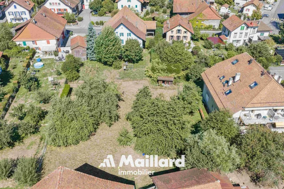 Echtes Bauernhaus mit 5.5 Zimmern und Scheune auf einem großen Grundstück von 2'309 m2 – Foto 18 von 19