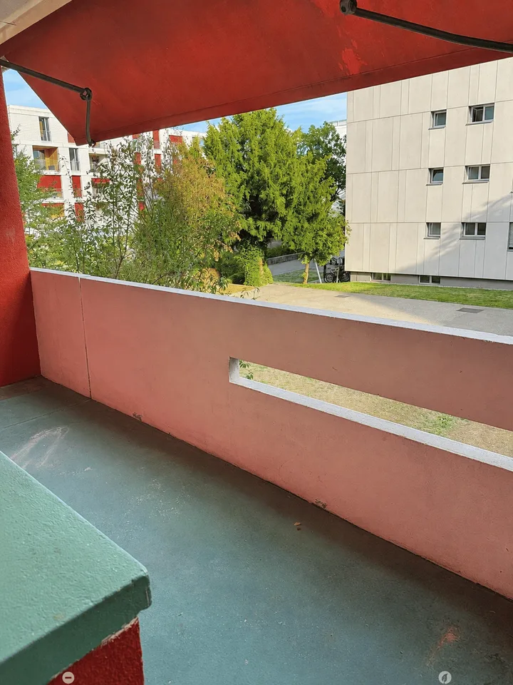 Helle 3.5-Zimmer-Wohnung mit Balkon in Biel – sofort verfügbar! – Foto 7 von 7