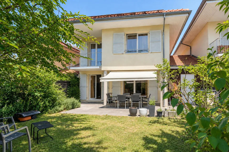 Jolie villa jumelée par les garages à Epalinges – foto 49 di 52