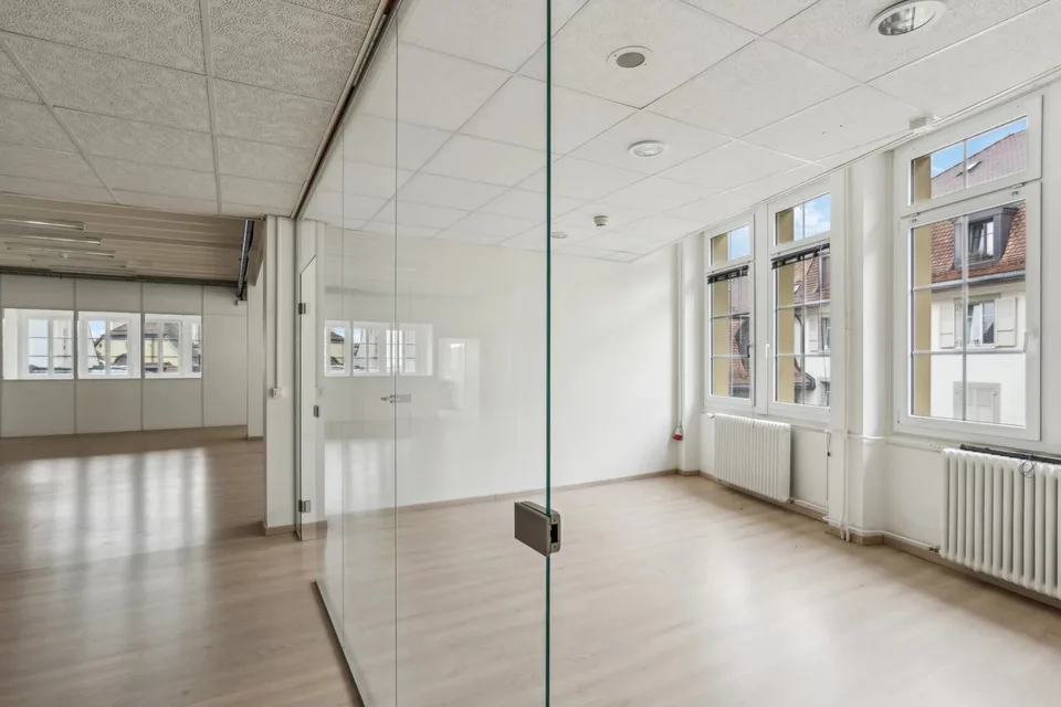 Offices for rent in the heart of Lausanne ? Rue Mercerie 12 – photo 7 of 9