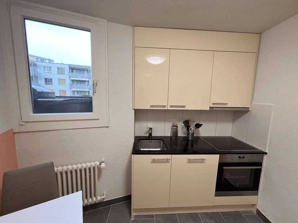 Furnished room in modernised apartment in a top location – Foto 9 von 14
