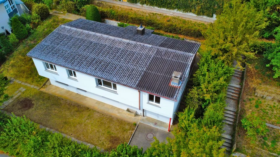 Ampia casa unifamiliare di 6 locali con molta privacy e vista panoramica a Biberstein