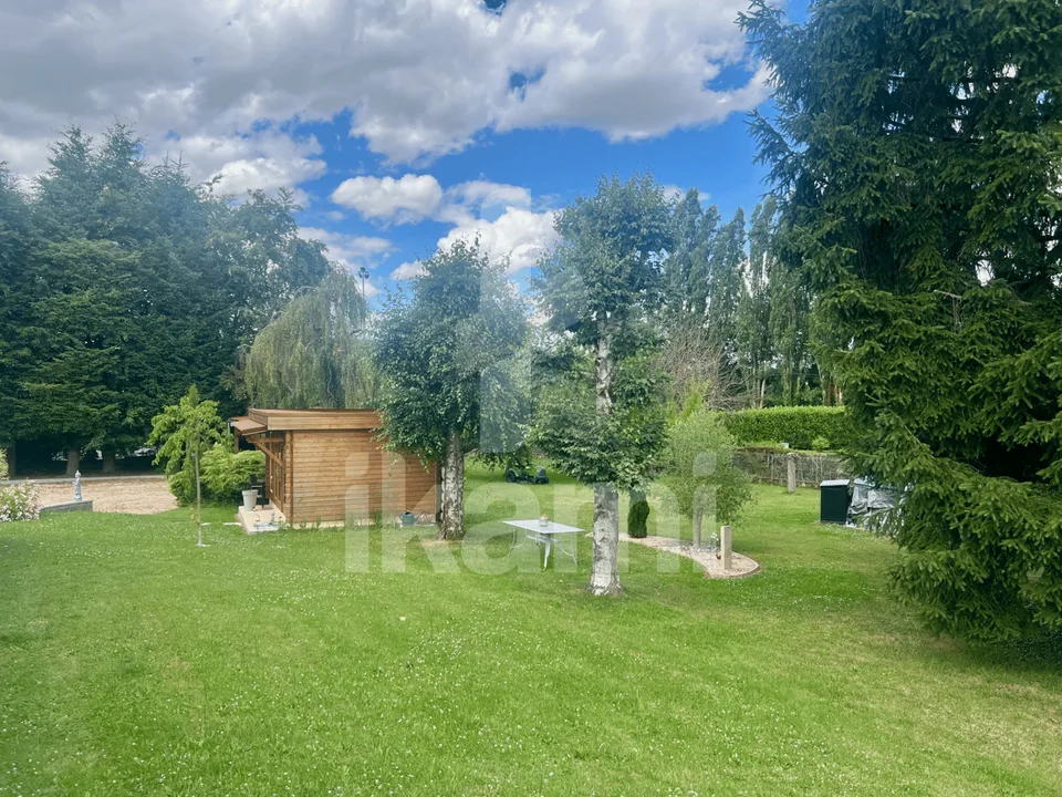 Maison de plain-pied avec 3 chambres sur un terrain de 3600m2 – photo 3 sur 13