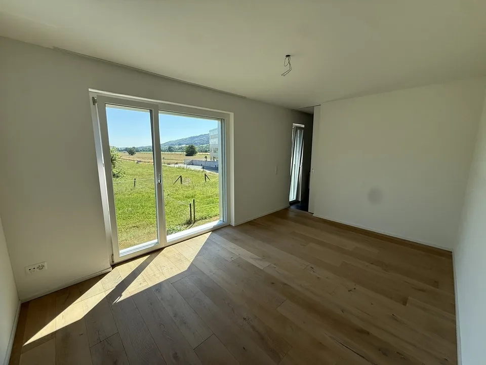 Appartamento luminoso 3.5 locali al piano terra a Hägendorf